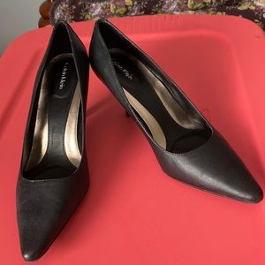 Calvin Klein pumps
